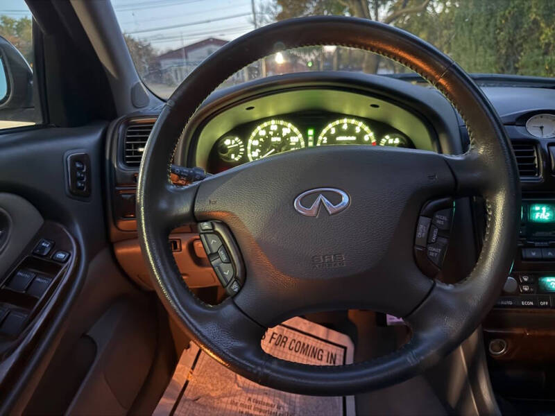 2001 Infiniti I30