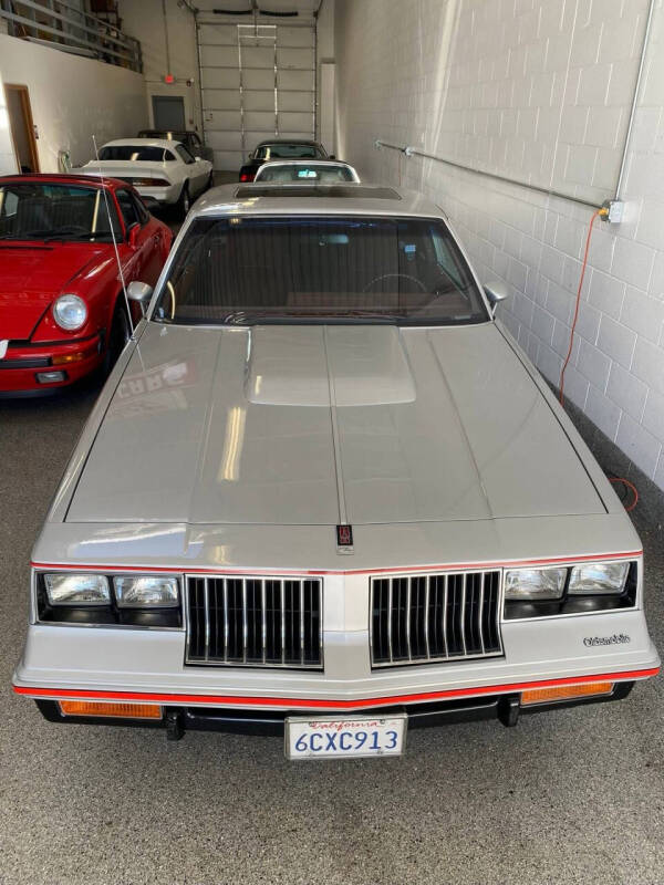 1984 Oldsmobile Cutlass Calais Hurst