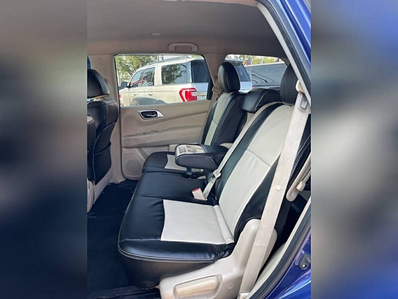 2017 Nissan Pathfinder