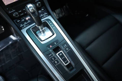 2017 Porsche 911 Carrera 4