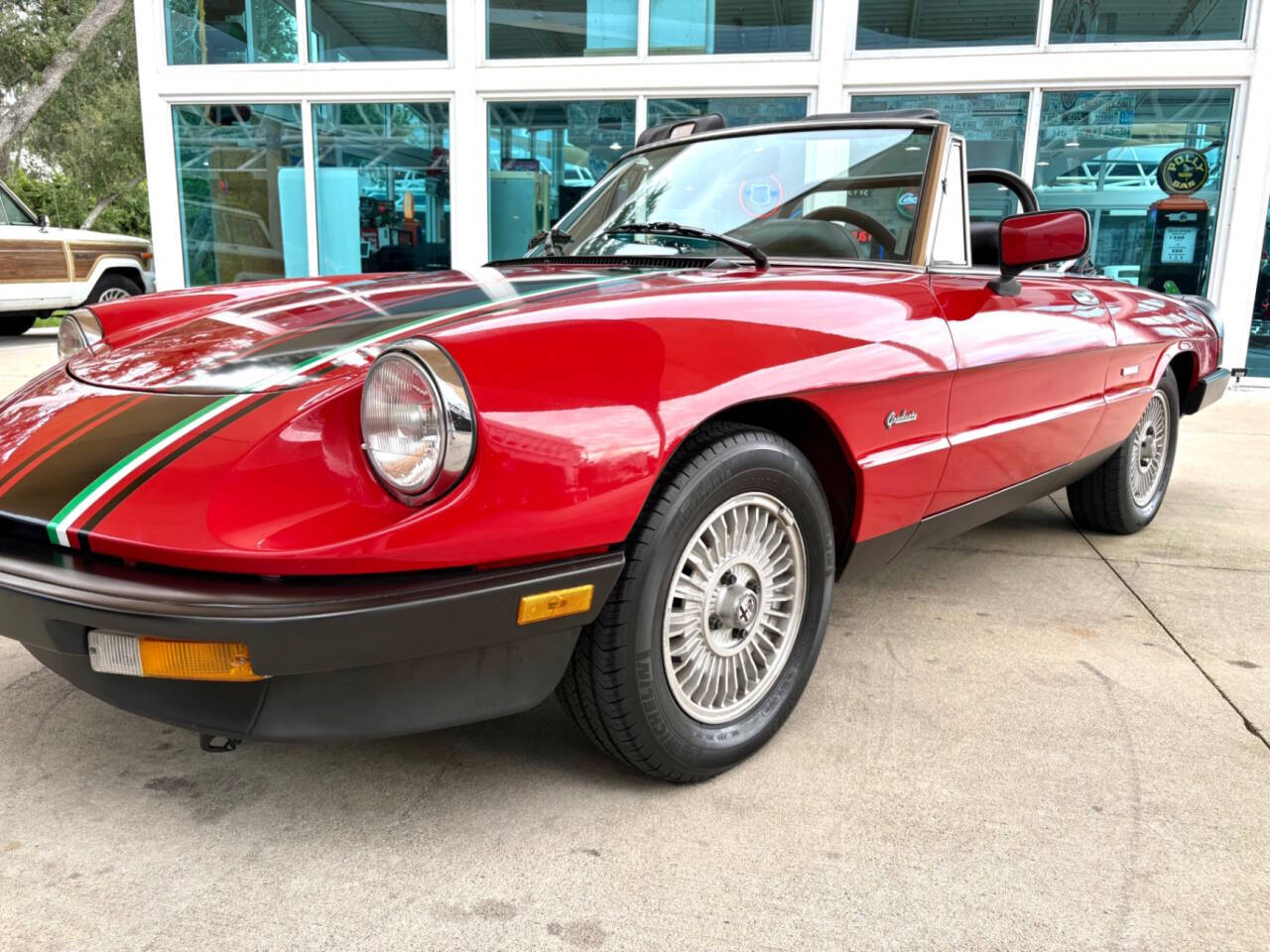 1986 Alfa Romeo Spider 11
