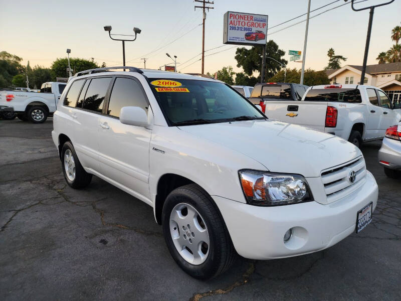 2006 Toyota Highlander for sale at Pioneer Auto Group in Modesto CA