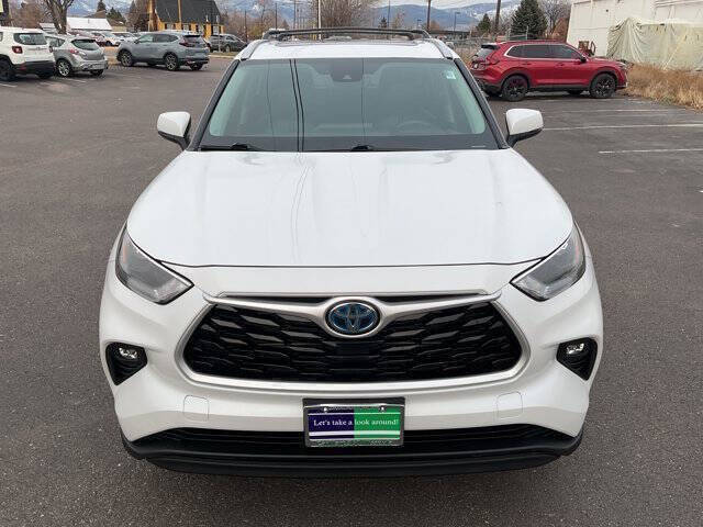 2022 Toyota Highlander Hybrid XLE