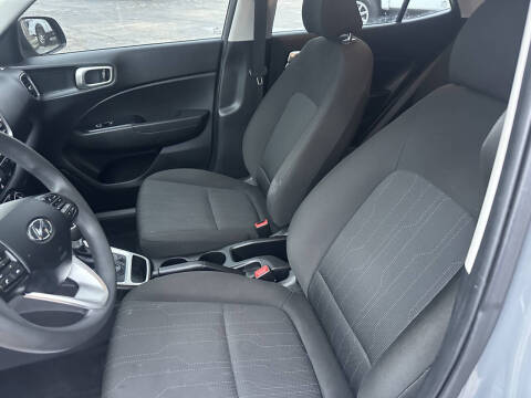 2020 Hyundai Venue SE