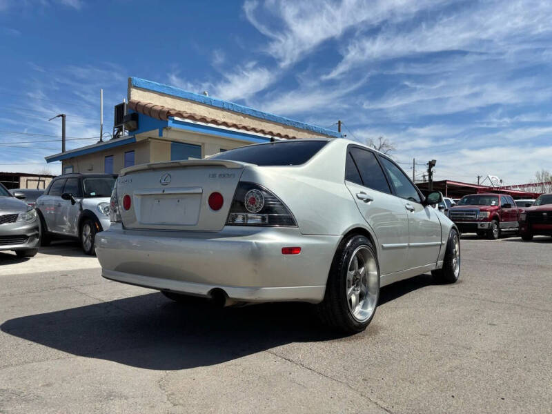 2004 Lexus IS 300
