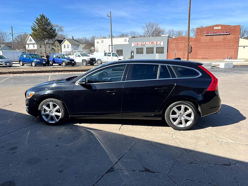 2016 Volvo V60 T5 Drive-E Premier