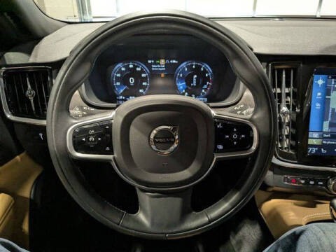 2018 Volvo V90 Cross Country T5