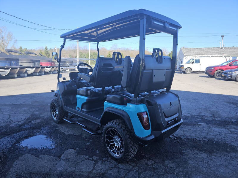 2024 Evolution Maverick 4