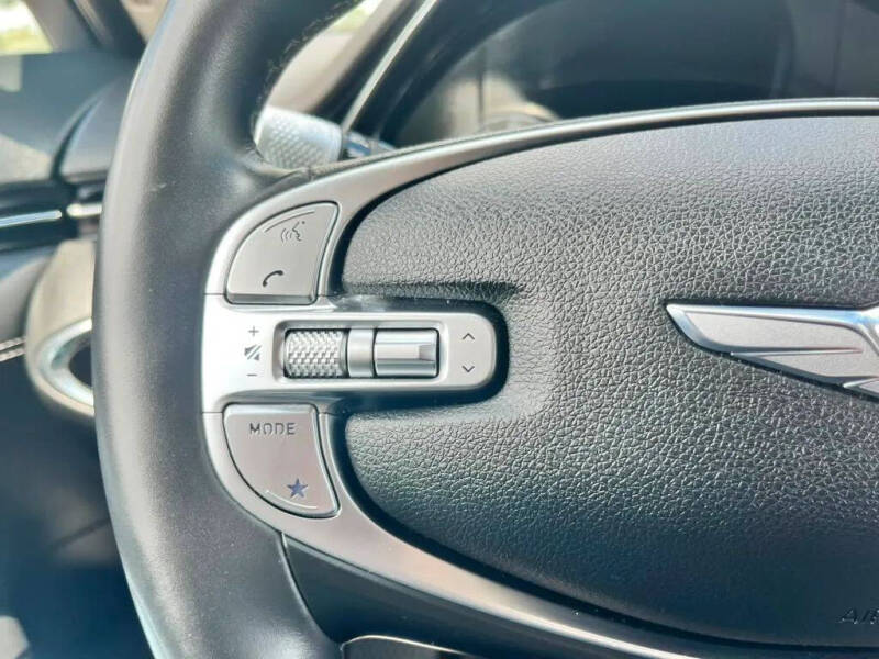 2025 Genesis GV70 2.5T Standard