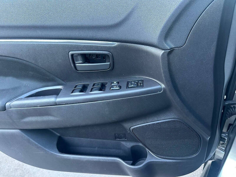2015 Mitsubishi Outlander Sport ES