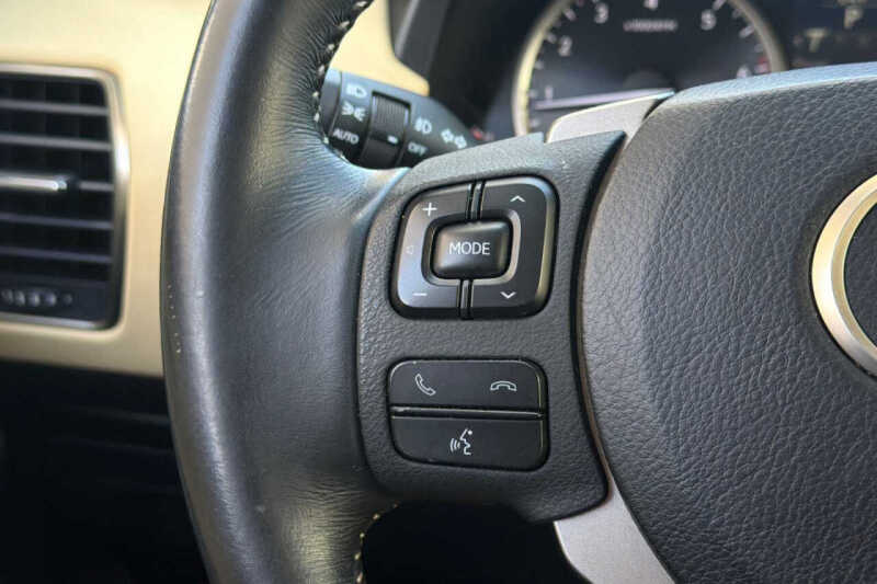 2017 Lexus NX 200t