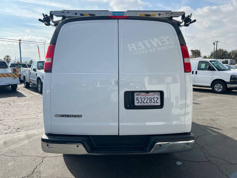 2018 Chevrolet Express 2500