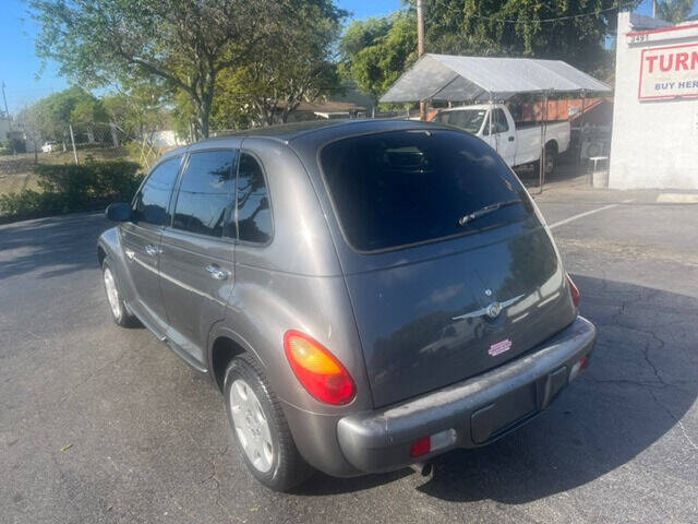 2004 Chrysler PT Cruiser  - $4,499