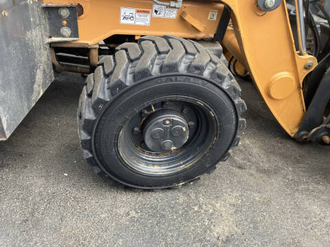 2017 Case IH  580SN