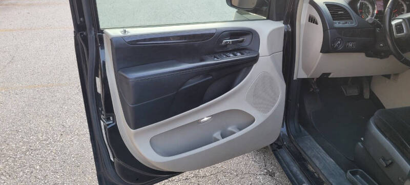 2012 Dodge Grand Caravan Crew