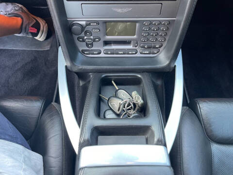 2005 Aston Martin V12 Vanquish S