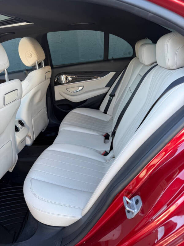 2019 Mercedes-Benz E-Class E 300