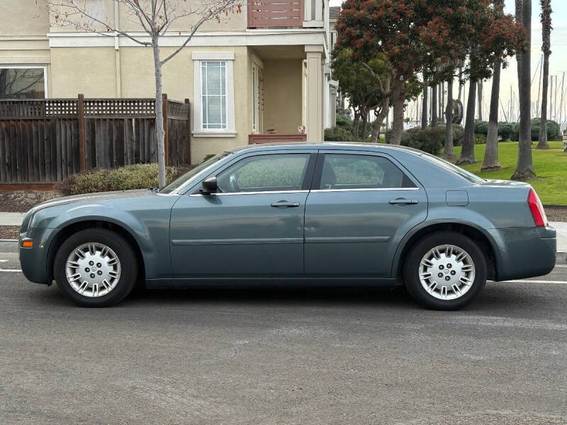 2005 Chrysler 300