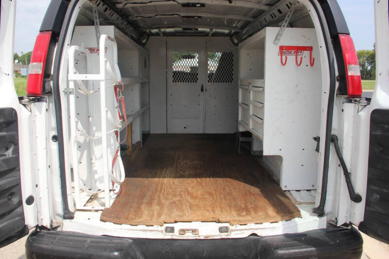 2017 Chevrolet Express 2500