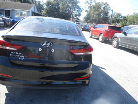 2018 Hyundai Elantra SE