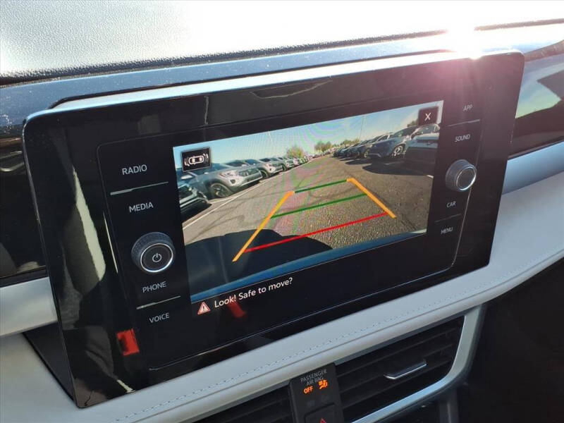 2026 Volkswagen Taos SE