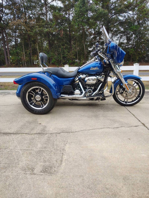 2022 Harley-Davidson Freewheeler