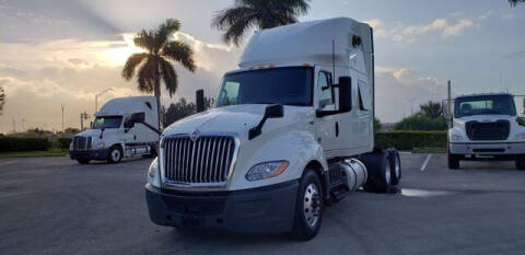 2019 International LT625