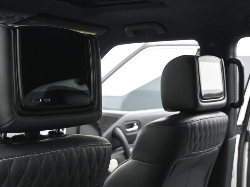 2022 Infiniti QX80 Sensory