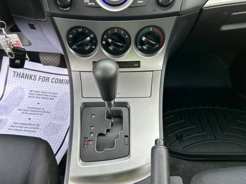 2010 Mazda MAZDA3 i Touring