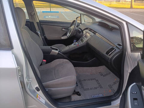 2012 Toyota Prius Plug-in Hybrid