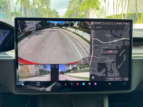 2023 Tesla Model X Plaid