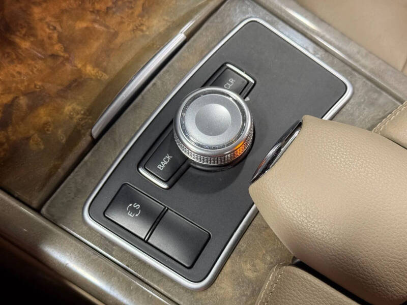 2011 Mercedes-Benz E-Class