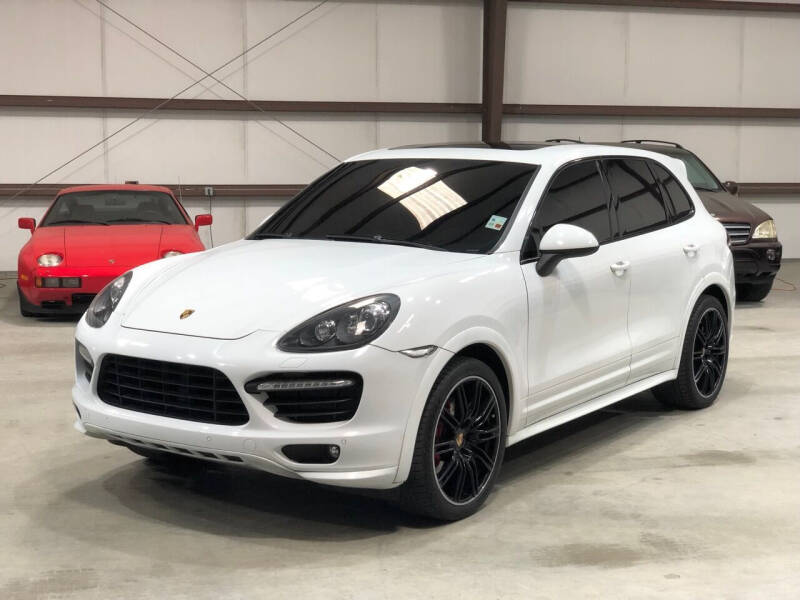2013 Porsche Cayenne GTS
