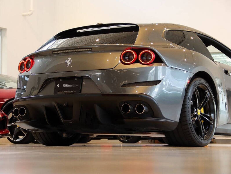 2017 Ferrari GTC4Lusso