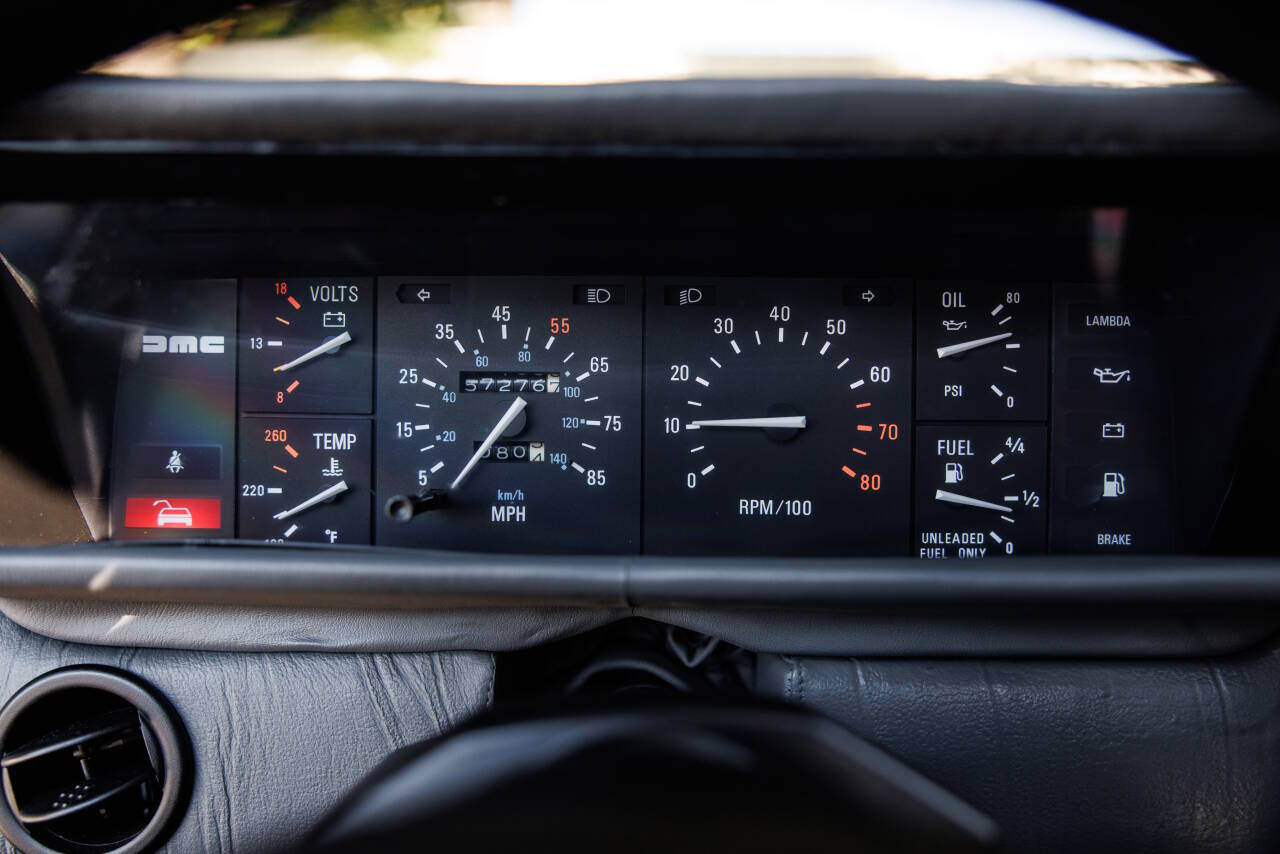 1981 DeLorean DMC-12 29