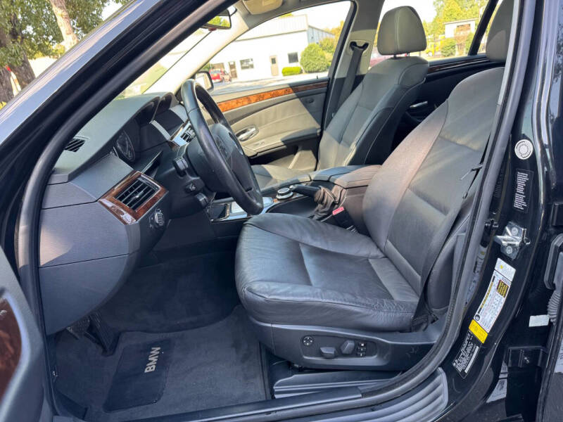 2008 BMW 5 Series 528i