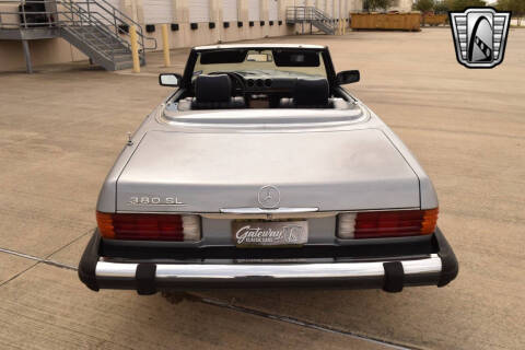 1982 Mercedes-Benz 380-Class 380 SL