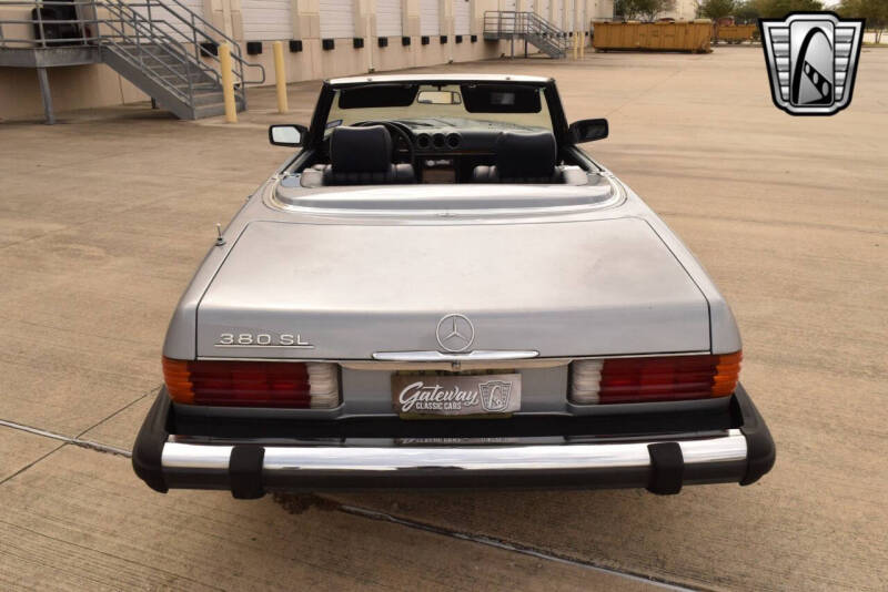 1982 Mercedes-Benz 380-Class 380 SL
