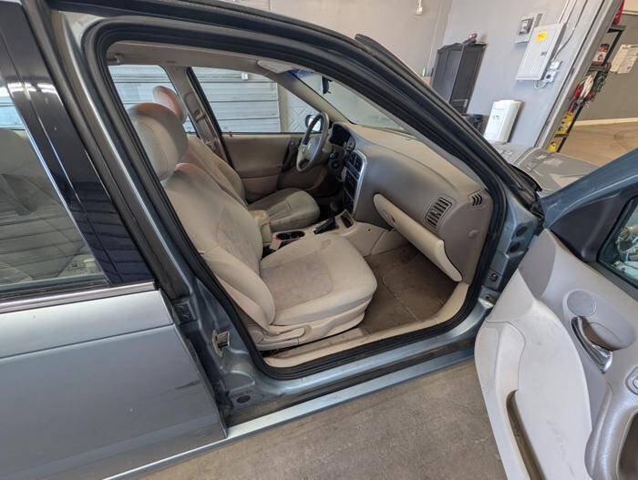 2003 Saturn L-Series L200