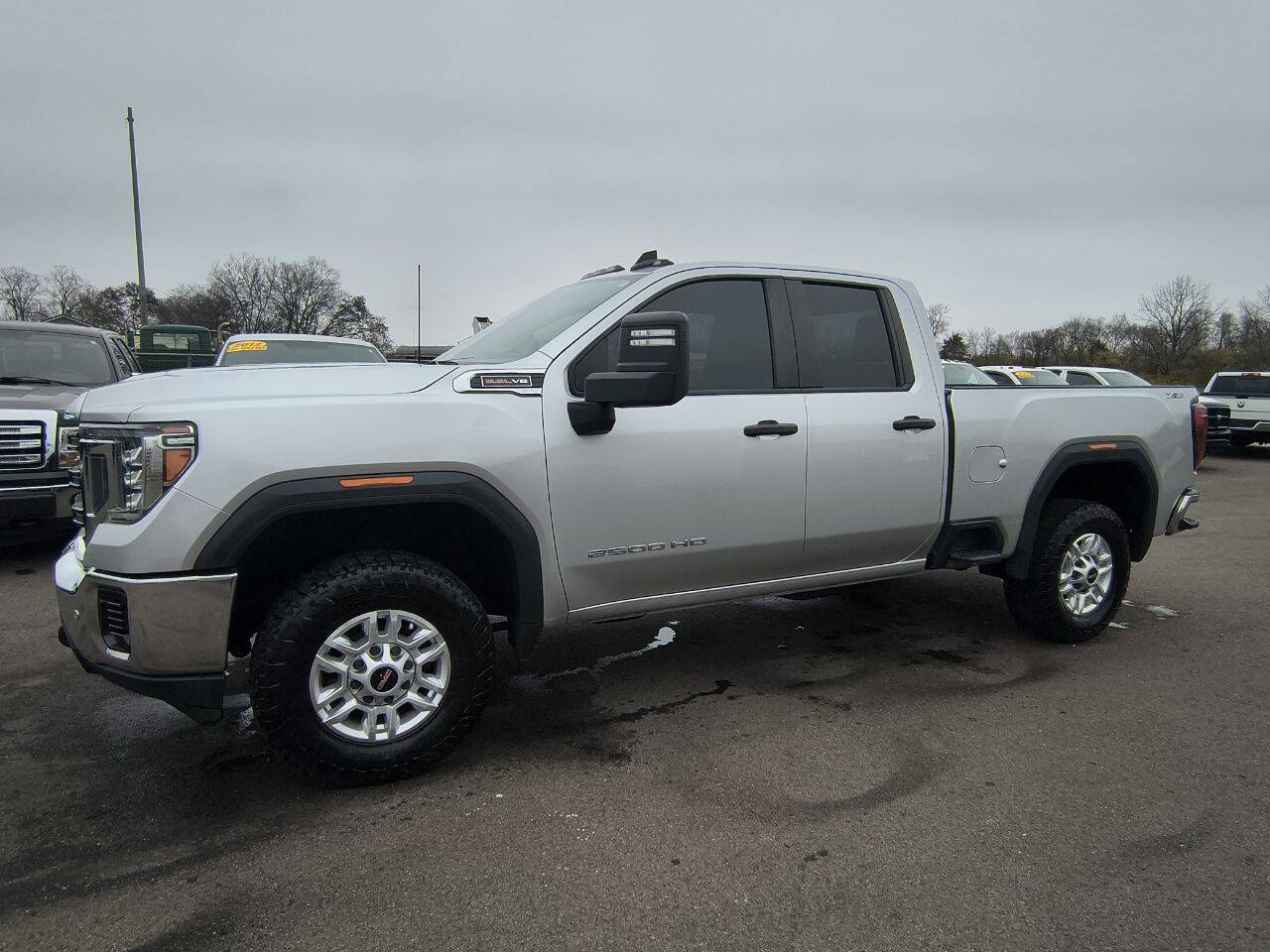 2022 GMC Sierra 2500HD Pro 4x4 4dr Double Cab SB's photo