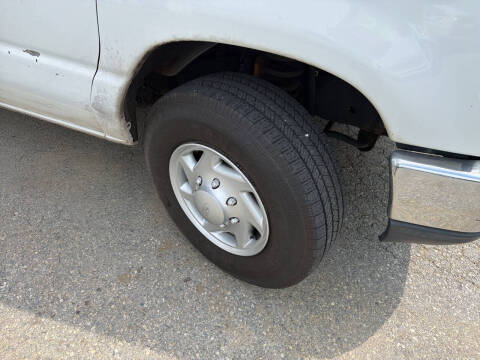 2013 Ford E-Series E-250