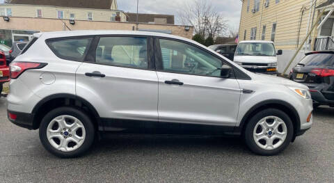 2017 Ford Escape S