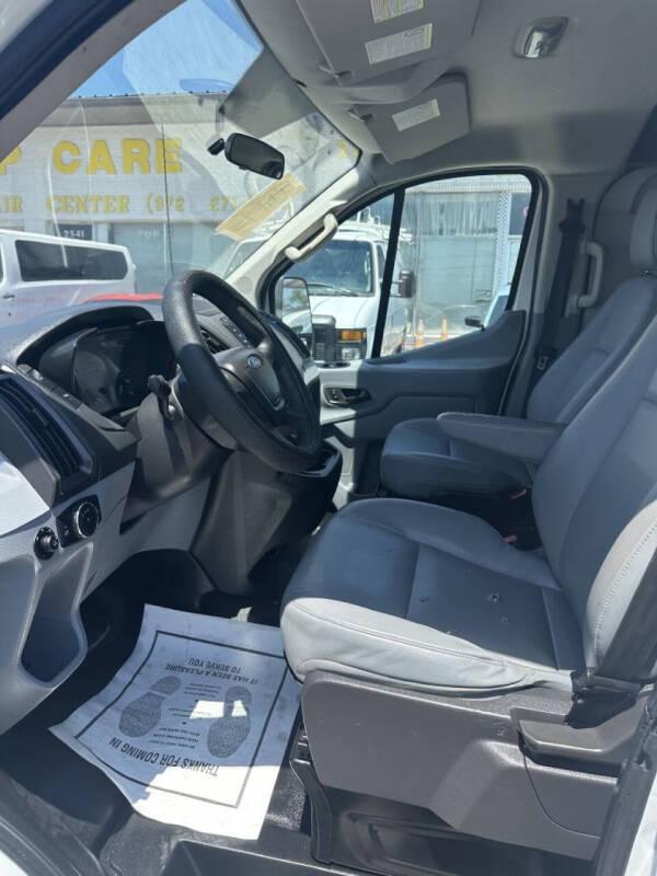 2015 Ford Transit 150