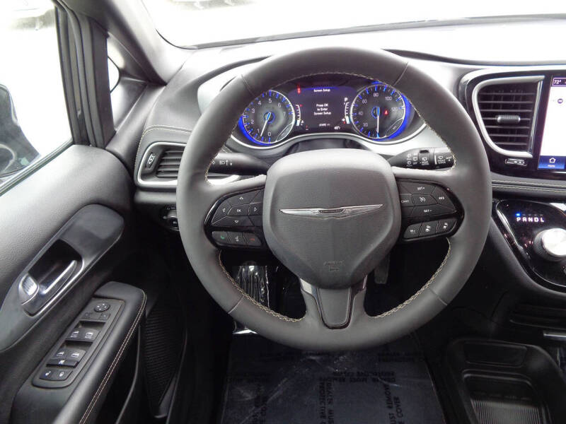 2022 Chrysler Pacifica Touring