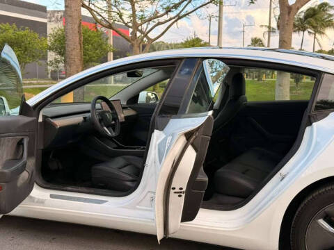 2019 Tesla Model 3 Standard Range