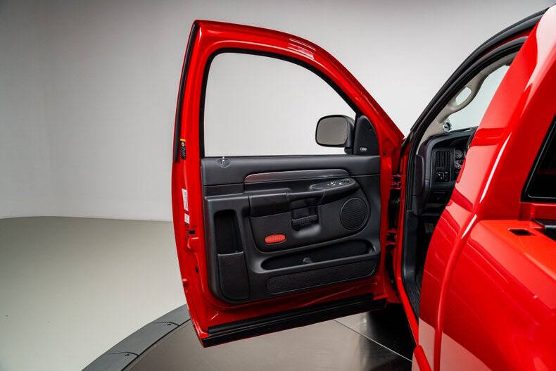 2004 Dodge Ram 1500 SRT-10