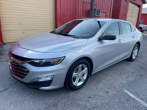 2020 Chevrolet Malibu for sale at Pary's Auto Sales in Garland TX