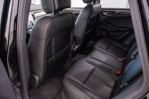 2017 Porsche Macan S