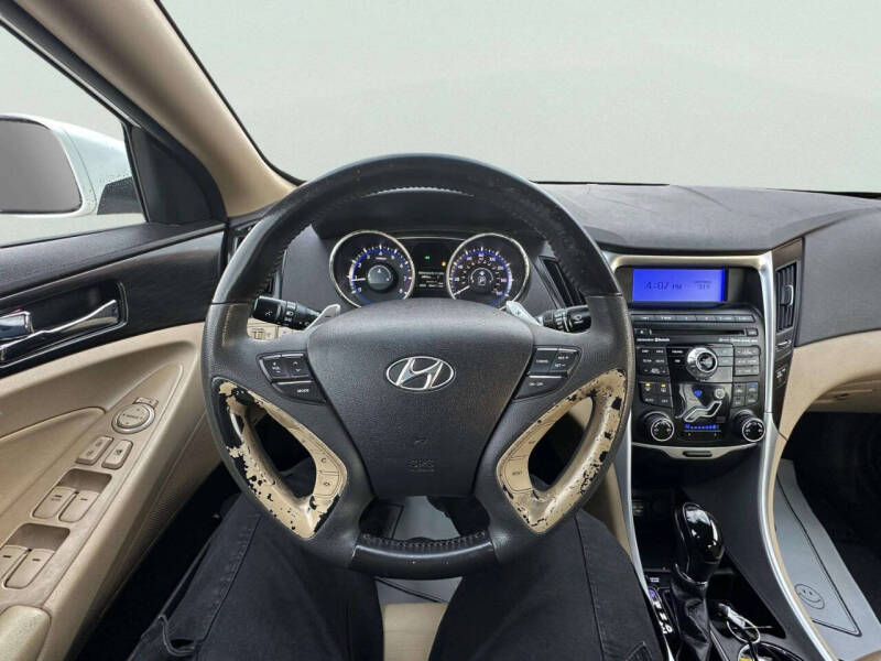 2011 Hyundai Sonata Limited 2.0T