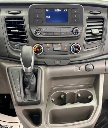 2025 Ford Transit 250